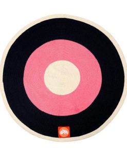 Runder Teppich in pink auf www.mina-lola.com von done by deer