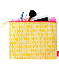 Kosmetiktasche XXL auf www.mina-lola.com von DEUZ