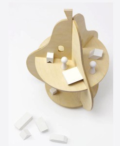 Puppenhaus in Birnenform auf www.mina-lola.com von Rock & Pebble