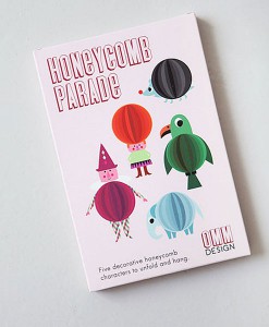 Honeycomb Parade Elefant auf www.mina-lola.com von Omm Design