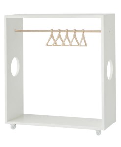 Barbie-Garderobenschrank auf www.mina-lola.com