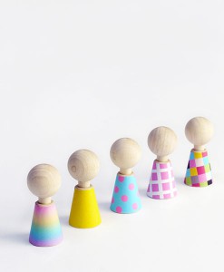 Holzpuppen_Color_Rock