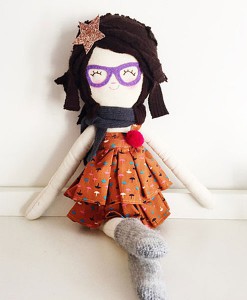 Stoffpuppe PINKIE auf www.mina-lola.com von Tiny little dream