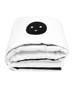 Babymatte mit grafischen Elementen auf mina-lola.com von Deuz