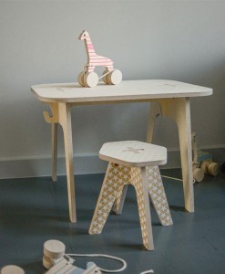 Nachziehtier Giraffe Sofia rosa auf mina-lola.com von Studio delle Alpi