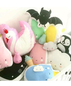 Kissen BAT auf mina-lola.com von A little lovely company