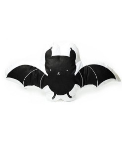 Kissen BAT auf mina-lola.com von A little lovely company