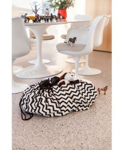 Play & Go ZIGZAG schwarz auf mina-lola.com